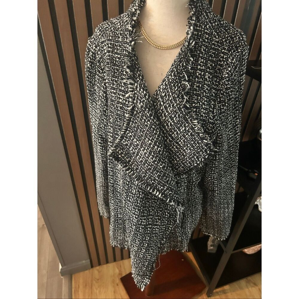 Renee C. Fringed Black & White Boucle Tweed Cropped Blazer Size 2XL